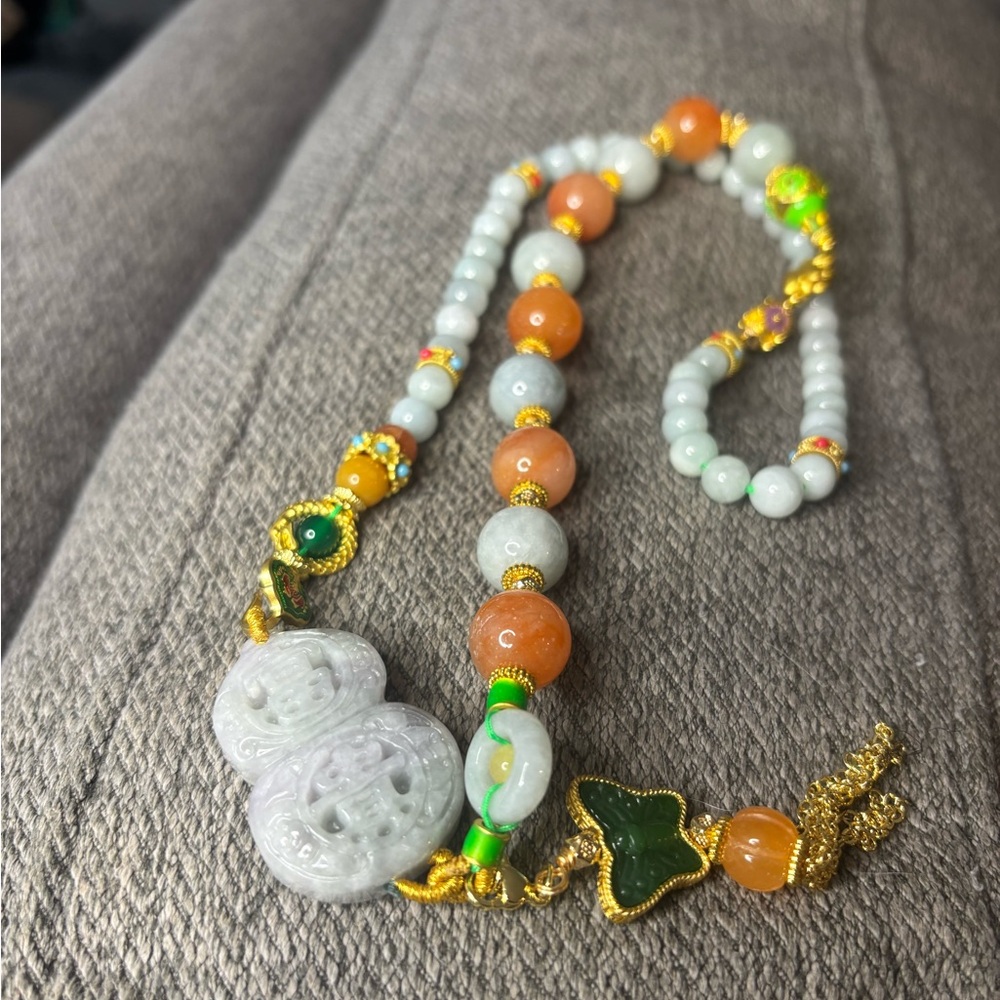 Multicolor Jadeite Beaded Necklace - Picture 2 of 8